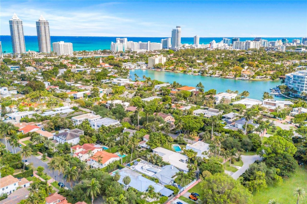 4975 Delaware Ave , Miami Beach, FL 33140 Photo