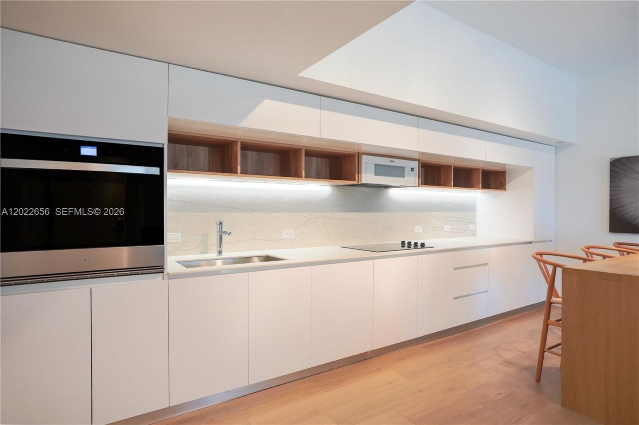 10250 Collins Avenue , Unit 412, Bal Harbour, FL 33154 Photo