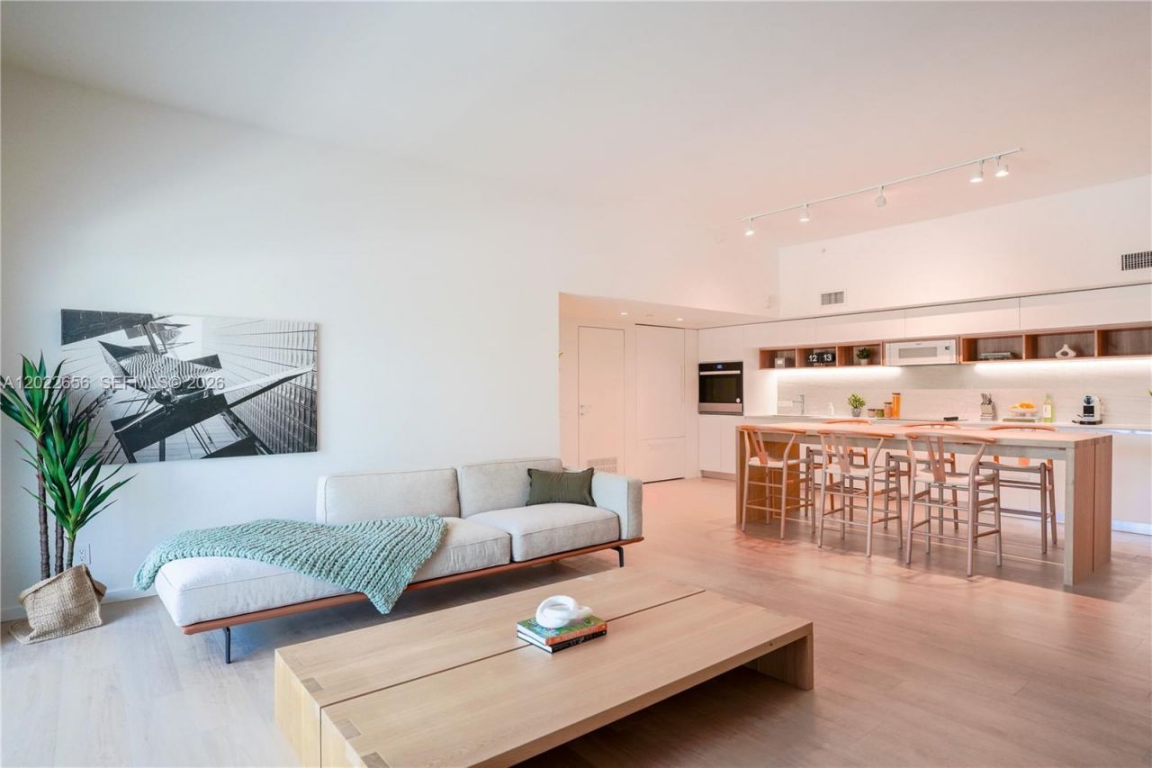 10250 Collins Avenue , Unit 412, Bal Harbour, FL 33154 Photo
