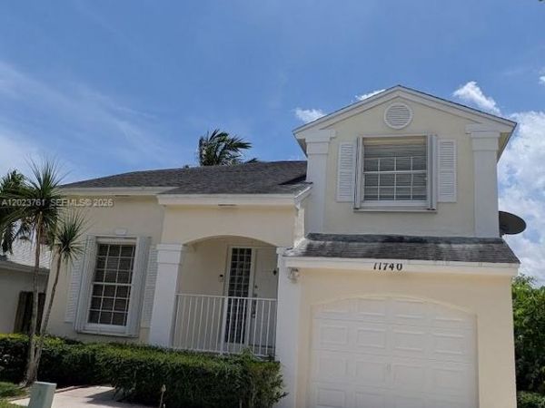 11740 SW 102nd St , Miami, FL 33186