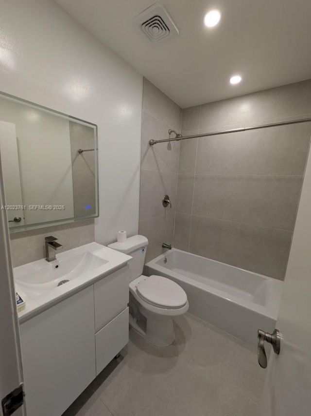 11740 SW 102nd St , Miami, FL 33186 Photo