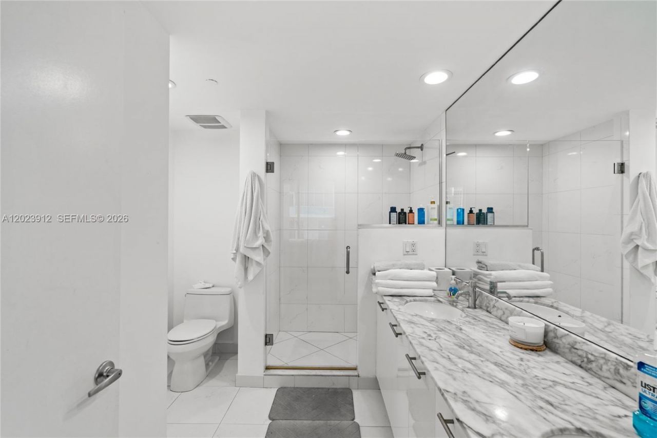 55 SE 6th St , Unit 1203, Miami, FL 33131 Photo