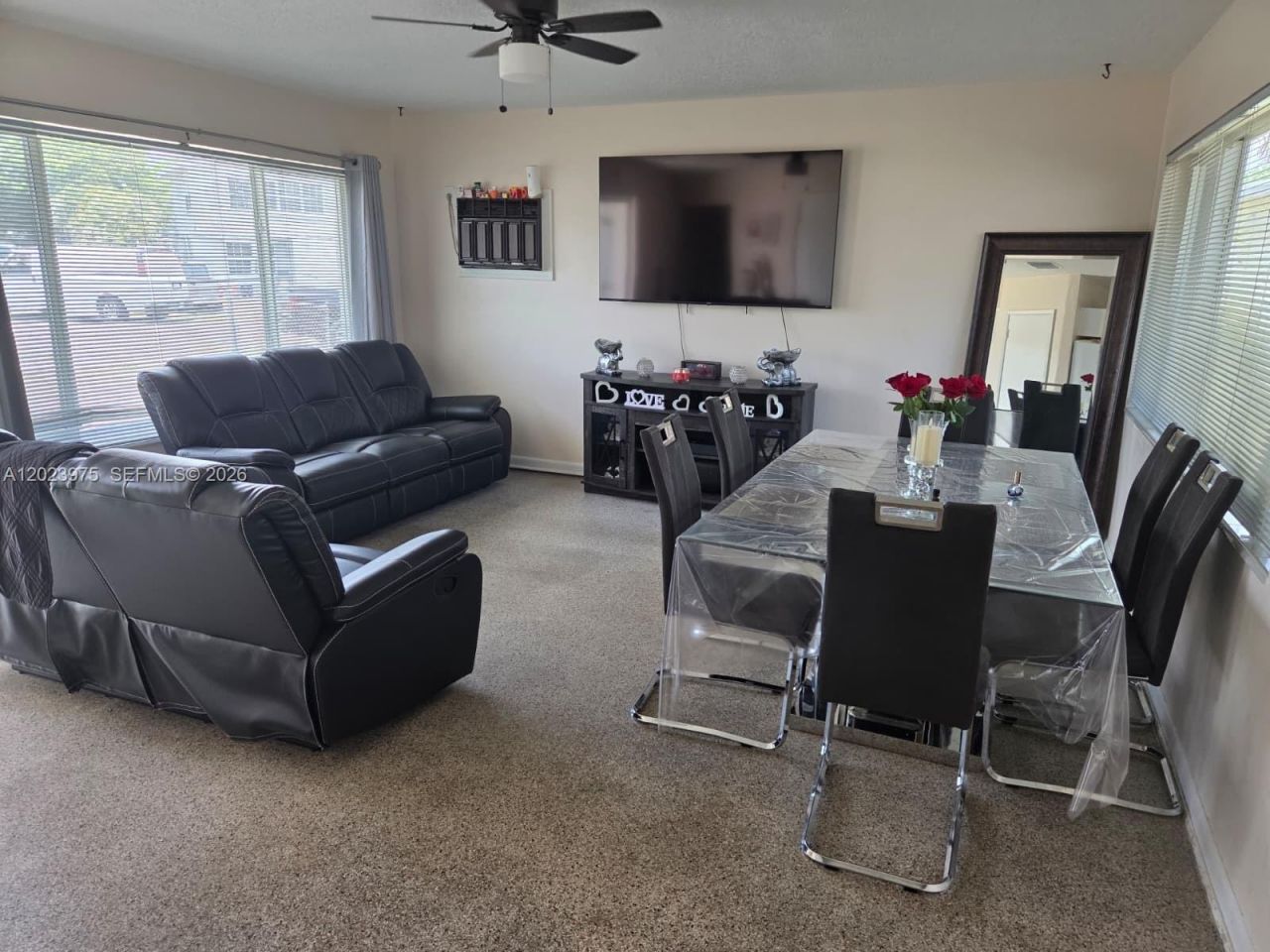 1524 NW 12th Ter, Fort Lauderdale, FL 33311 Photo