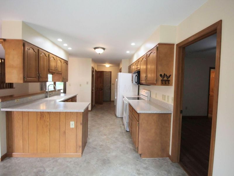 103 Cambridge Road, Delaware, OH 43015 Photo 13
