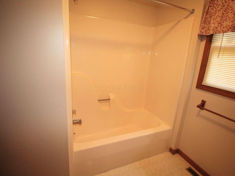 103 Cambridge Road, Delaware, OH 43015 Photo 23