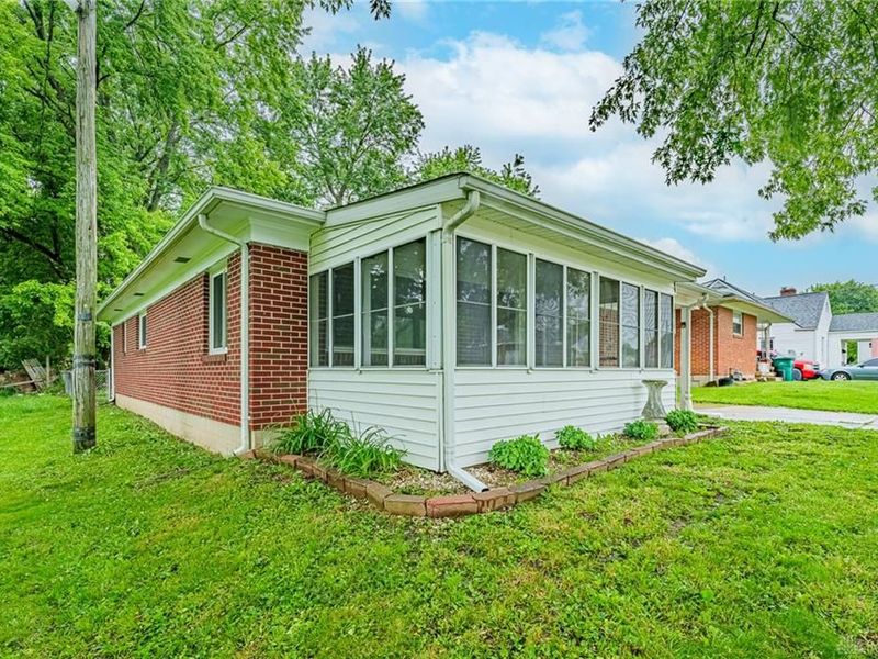 260 Indiana Avenue, Springfield, OH 45505 Photo 3