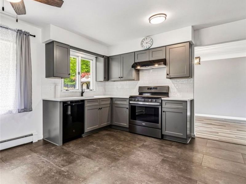 8074 Farview Oval , Brecksville, OH 44141 Photo 14