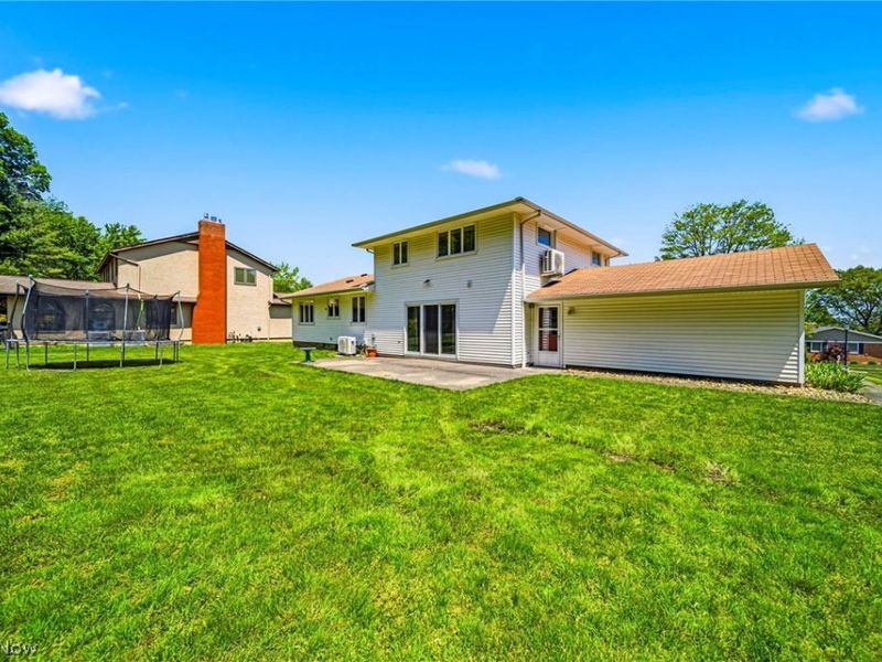8074 Farview Oval , Brecksville, OH 44141 Photo 6