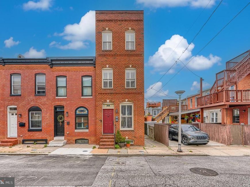 600 S Robinson Street, Baltimore, MD 21224 Main Photo
