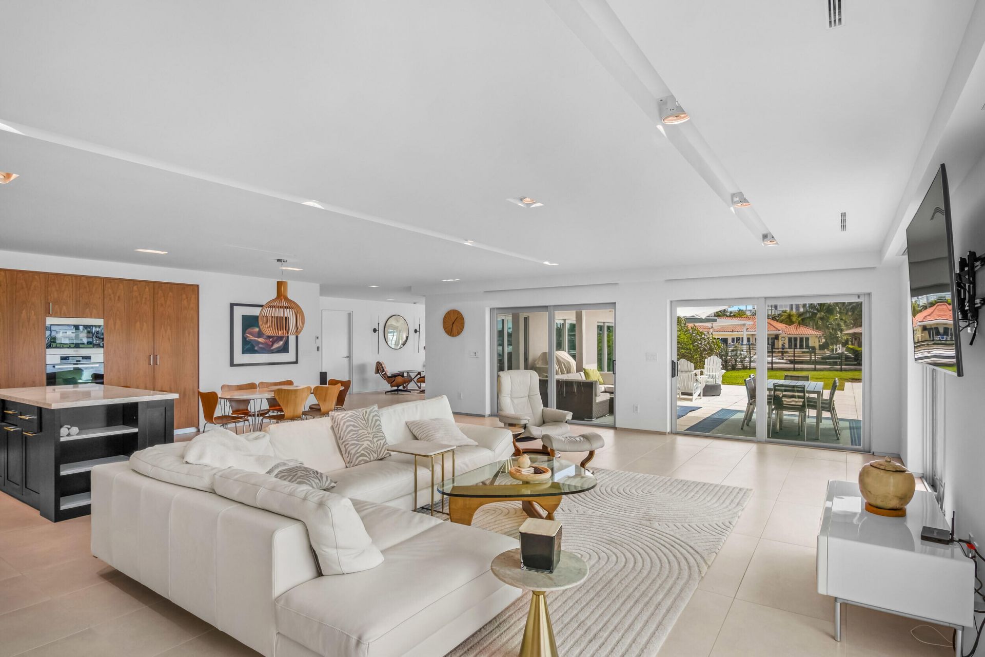 35 Castle Harbor Isle Drive, Fort Lauderdale, FL 33308 Photo