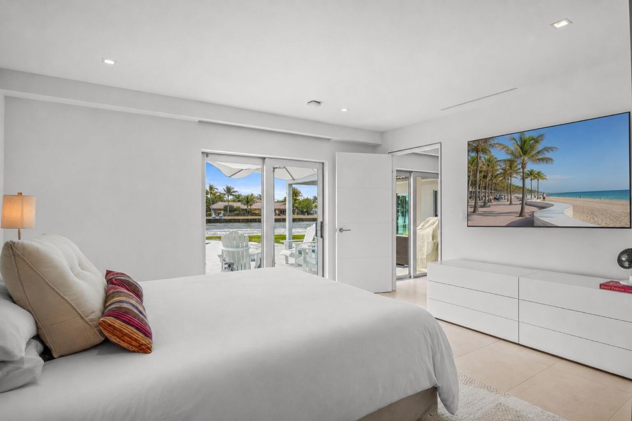 35 Castle Harbor Isle Drive, Fort Lauderdale, FL 33308 Photo