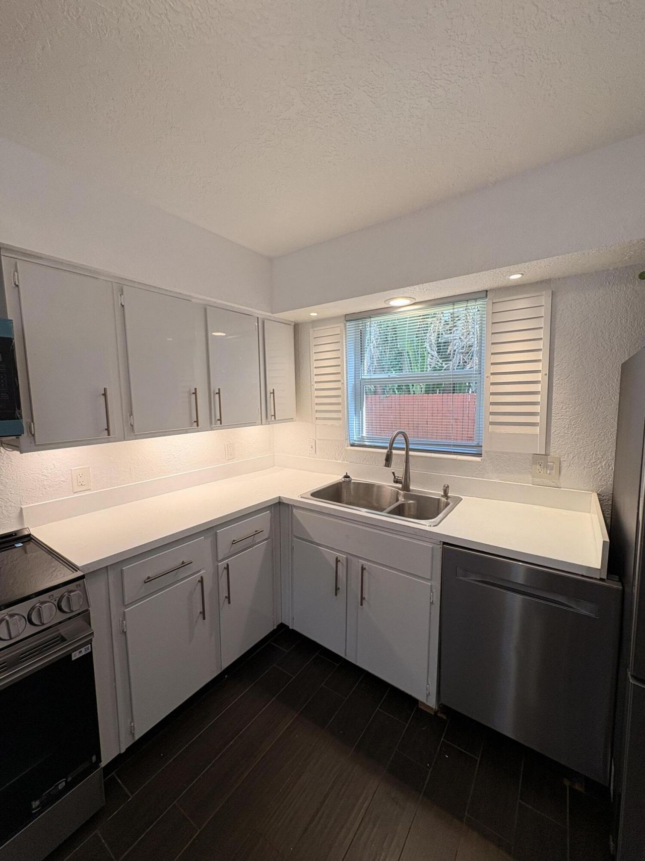 601 SE 5th Court, Unit 102, Fort Lauderdale, FL 33301 Photo