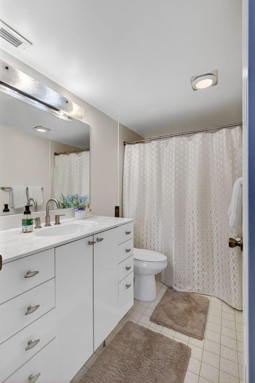 1801 S Flagler Drive, Unit 1104, West Palm Beach, FL 33401 Photo