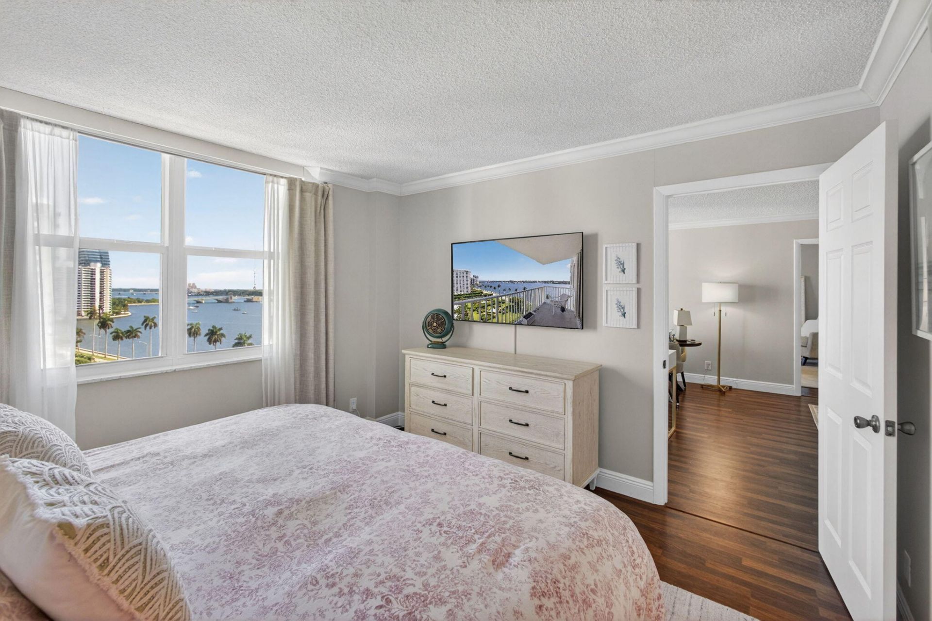 1801 S Flagler Drive, Unit 1104, West Palm Beach, FL 33401 Photo