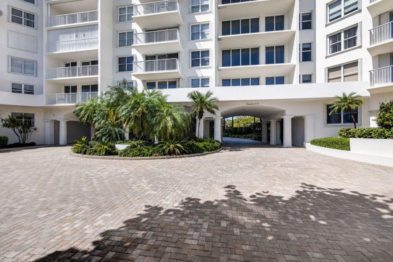 1801 S Flagler Drive, Unit 1104, West Palm Beach, FL 33401 Photo