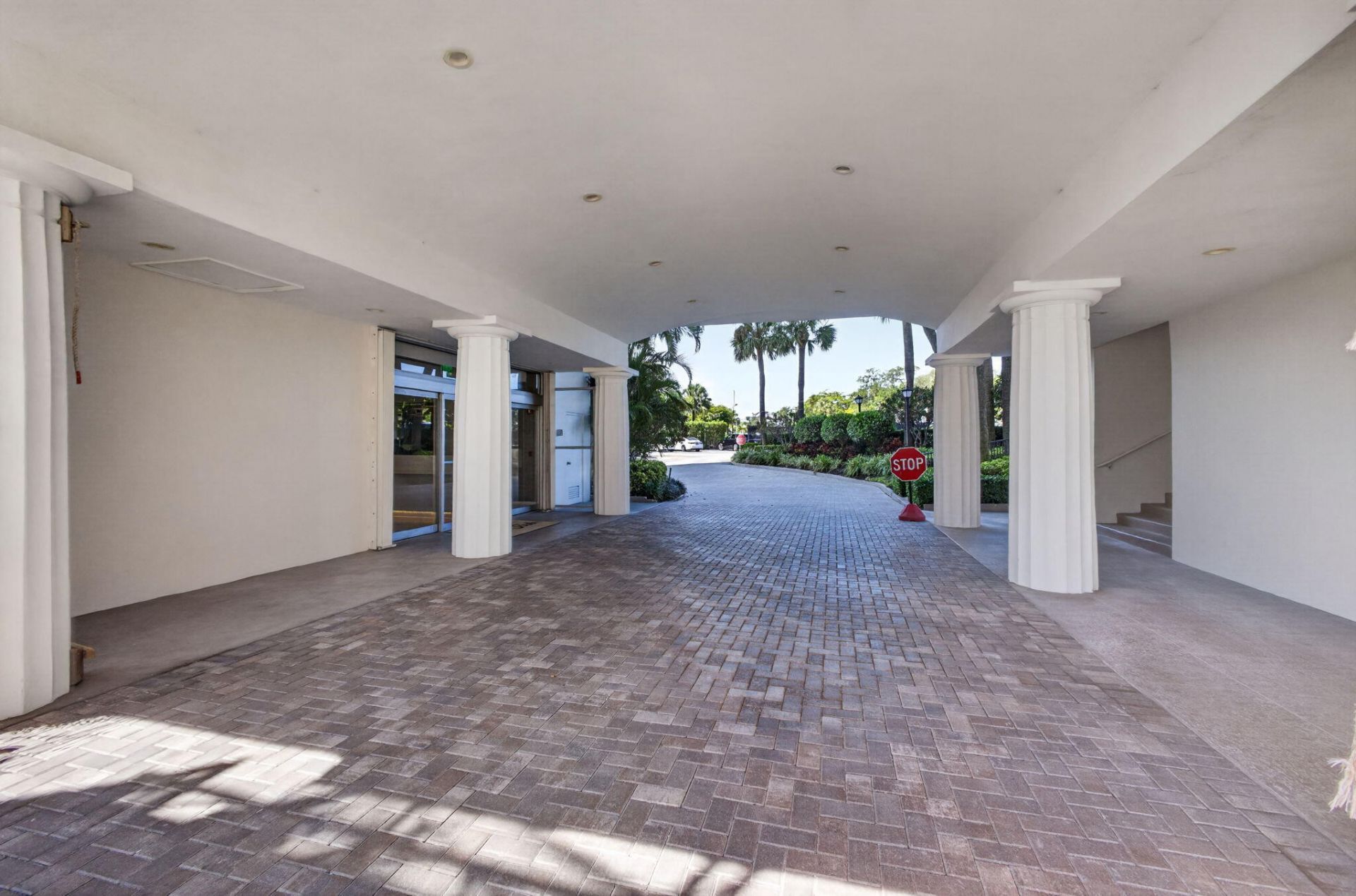 1801 S Flagler Drive, Unit 1104, West Palm Beach, FL 33401 Photo