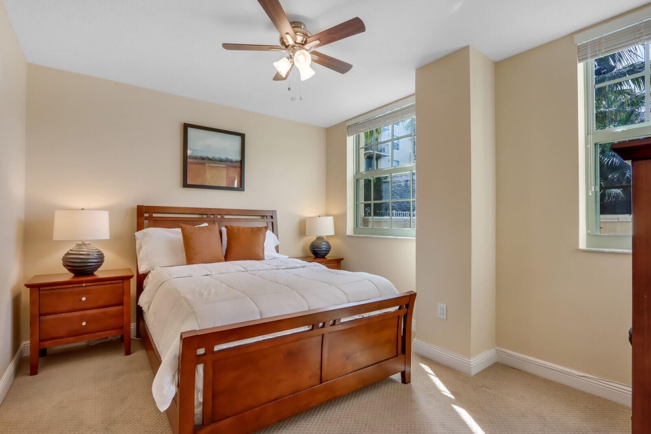 610 Clematis Street, Unit Apt 217, West Palm Beach, FL 33401 Photo