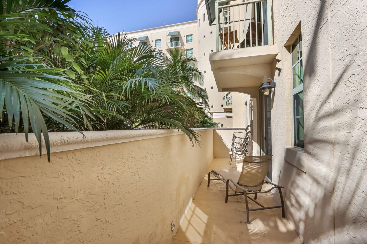 610 Clematis Street, Unit Apt 217, West Palm Beach, FL 33401 Photo