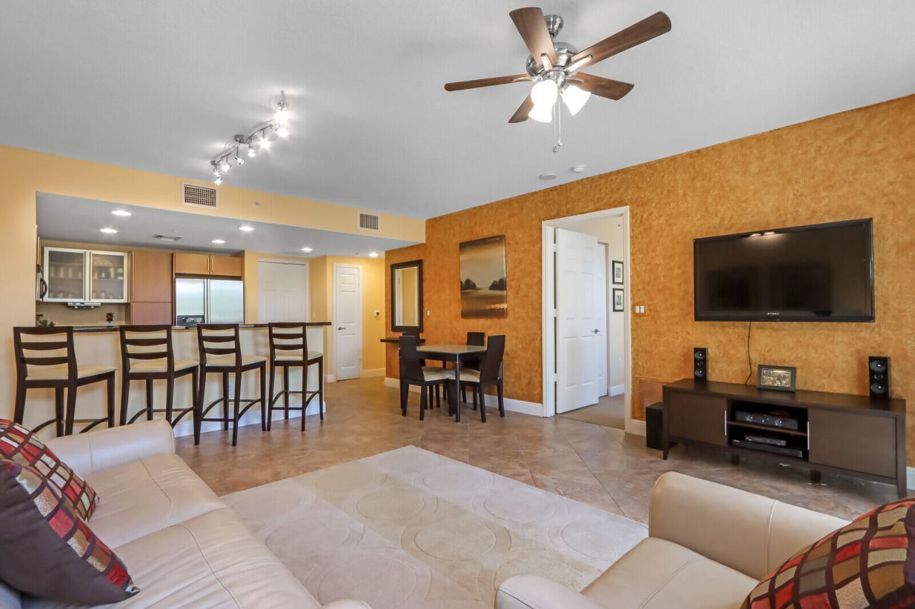 610 Clematis Street, Unit Apt 217, West Palm Beach, FL 33401 Photo