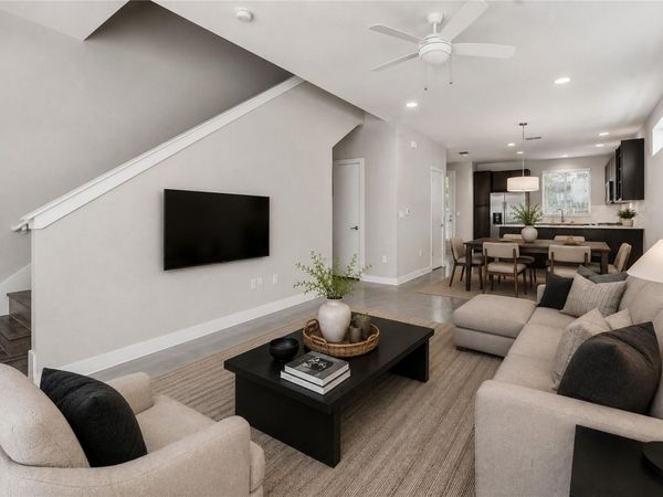 801 N Bluff DR, Unit 33, Austin, TX 78745