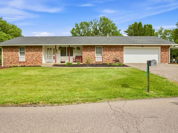 2815 Boggs Road , Zanesville, OH 43701