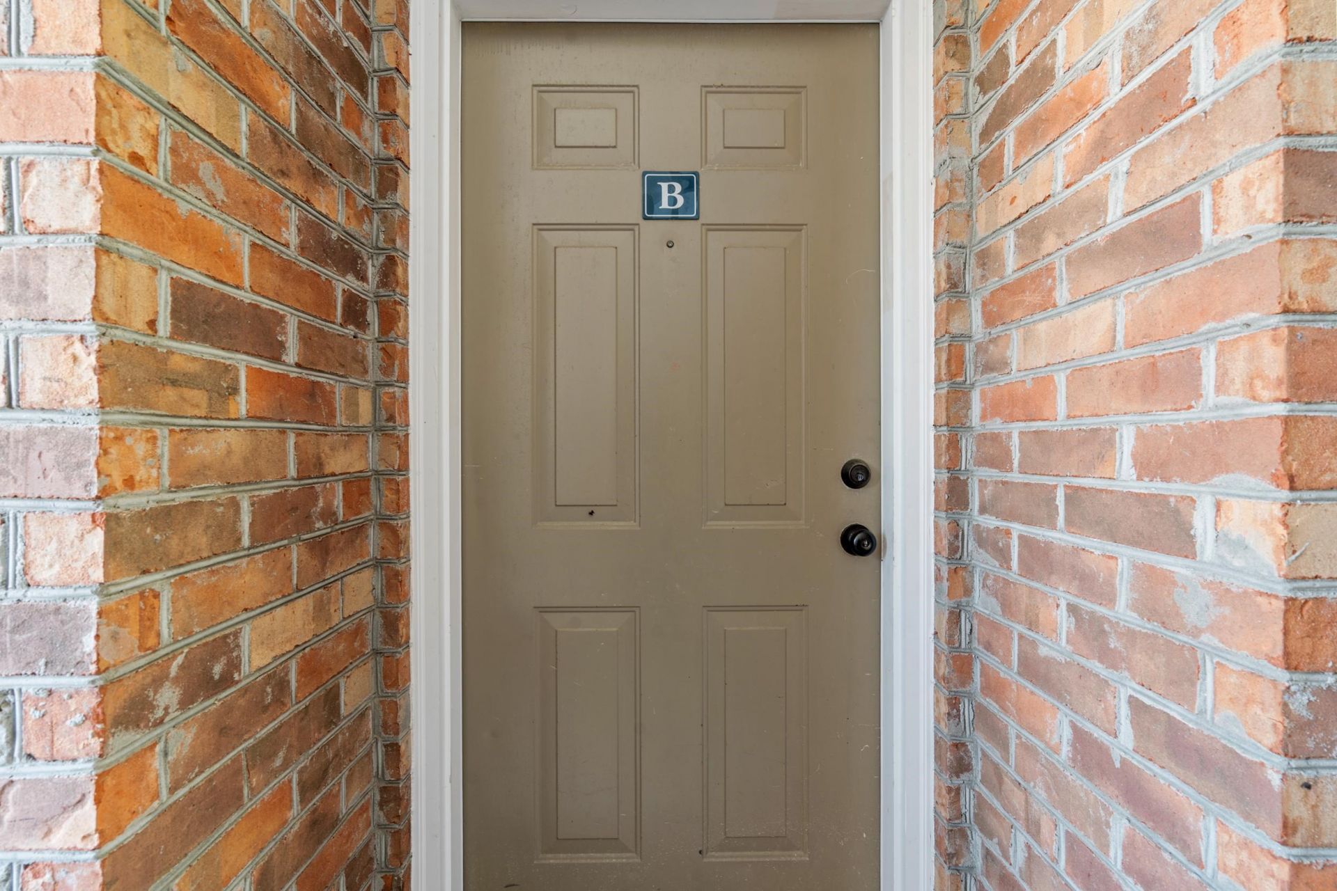 2057 Silvercrest Dr.  Photo 19