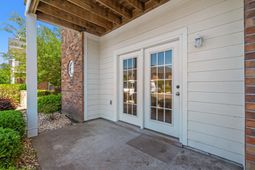 2057 Silvercrest Dr.  photo 4
