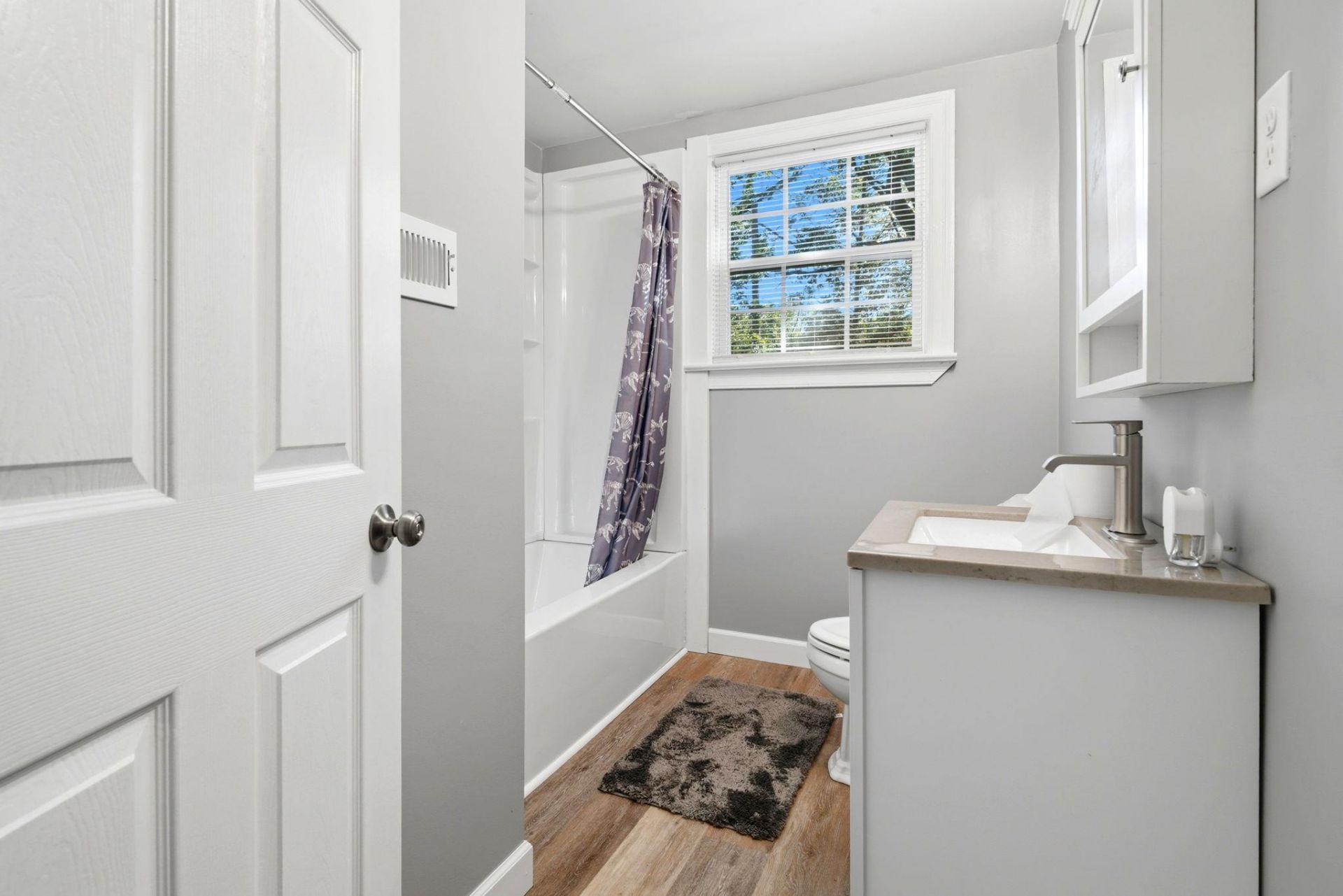 2618 Rion St. Photo 11