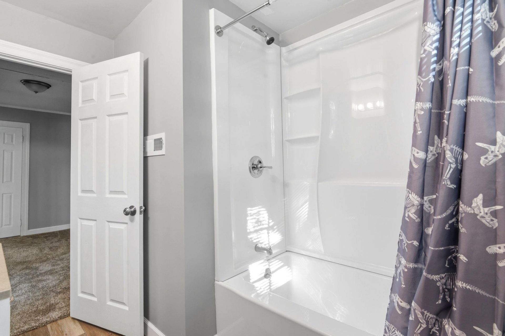 2618 Rion St. Photo 12