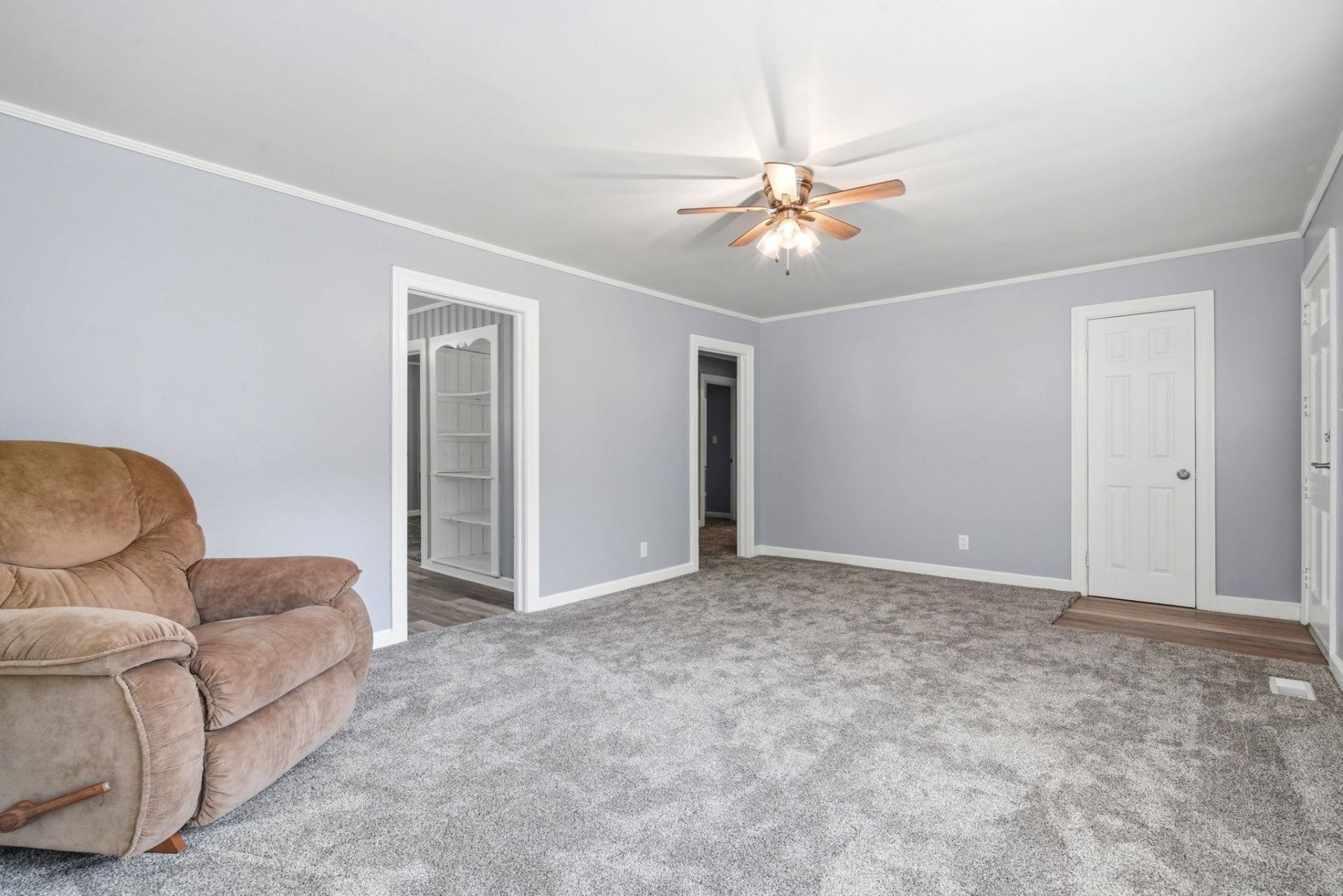 2618 Rion St. Photo 23
