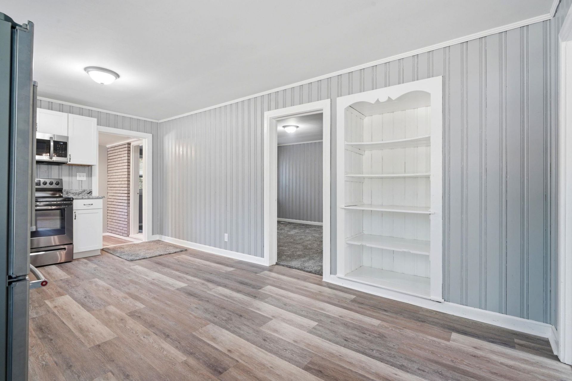 2618 Rion St. Photo 26