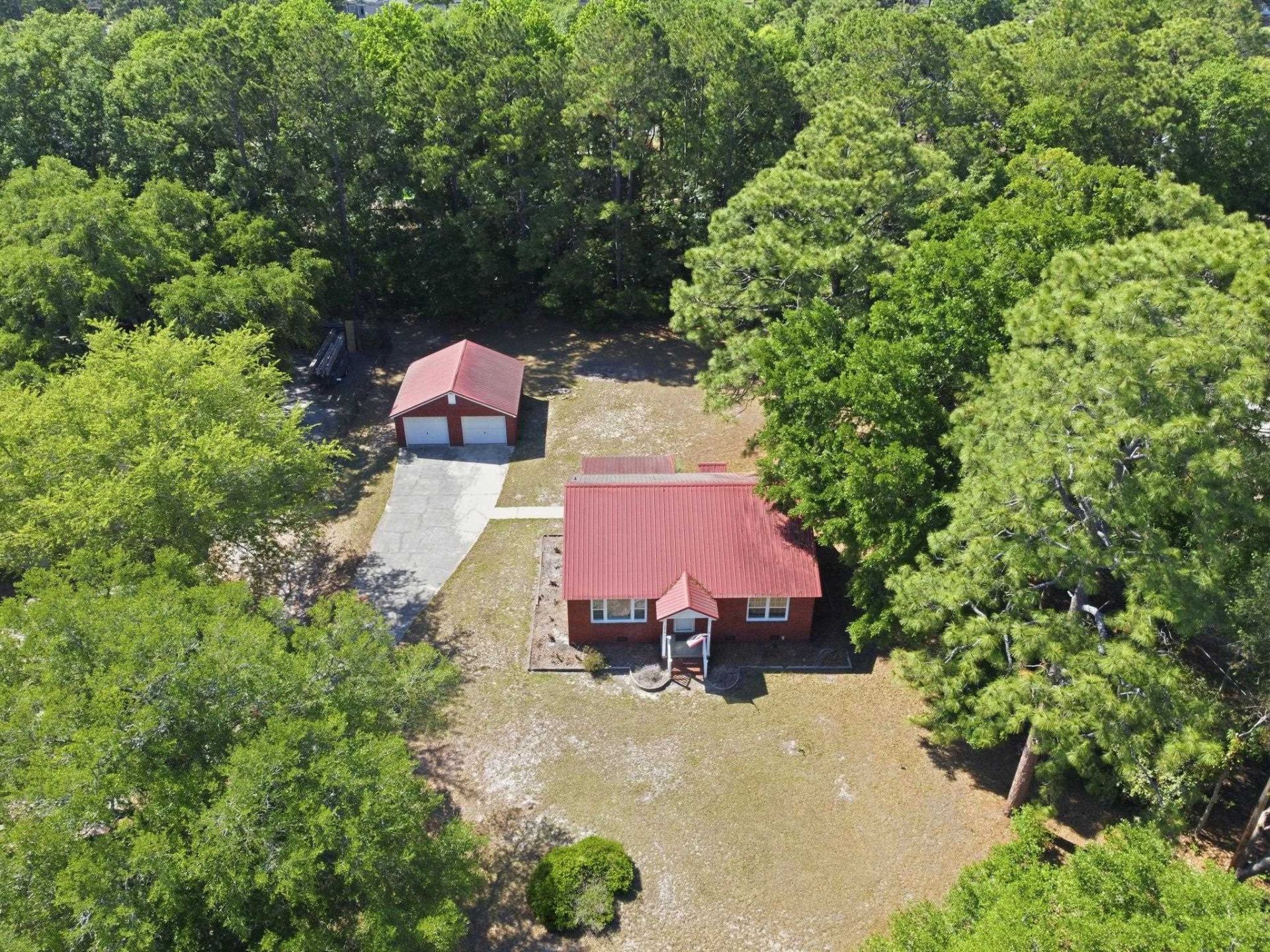 2618 Rion St. Photo 6