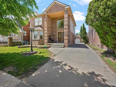 5003 Horger Street, Dearborn, MI 48126