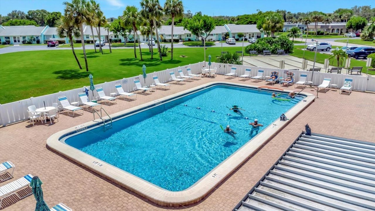 4105 35th Avenue W, Unit 3, Bradenton, FL 34205 Photo