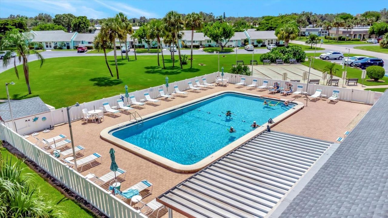 4105 35th Avenue W, Unit 3, Bradenton, FL 34205 Photo