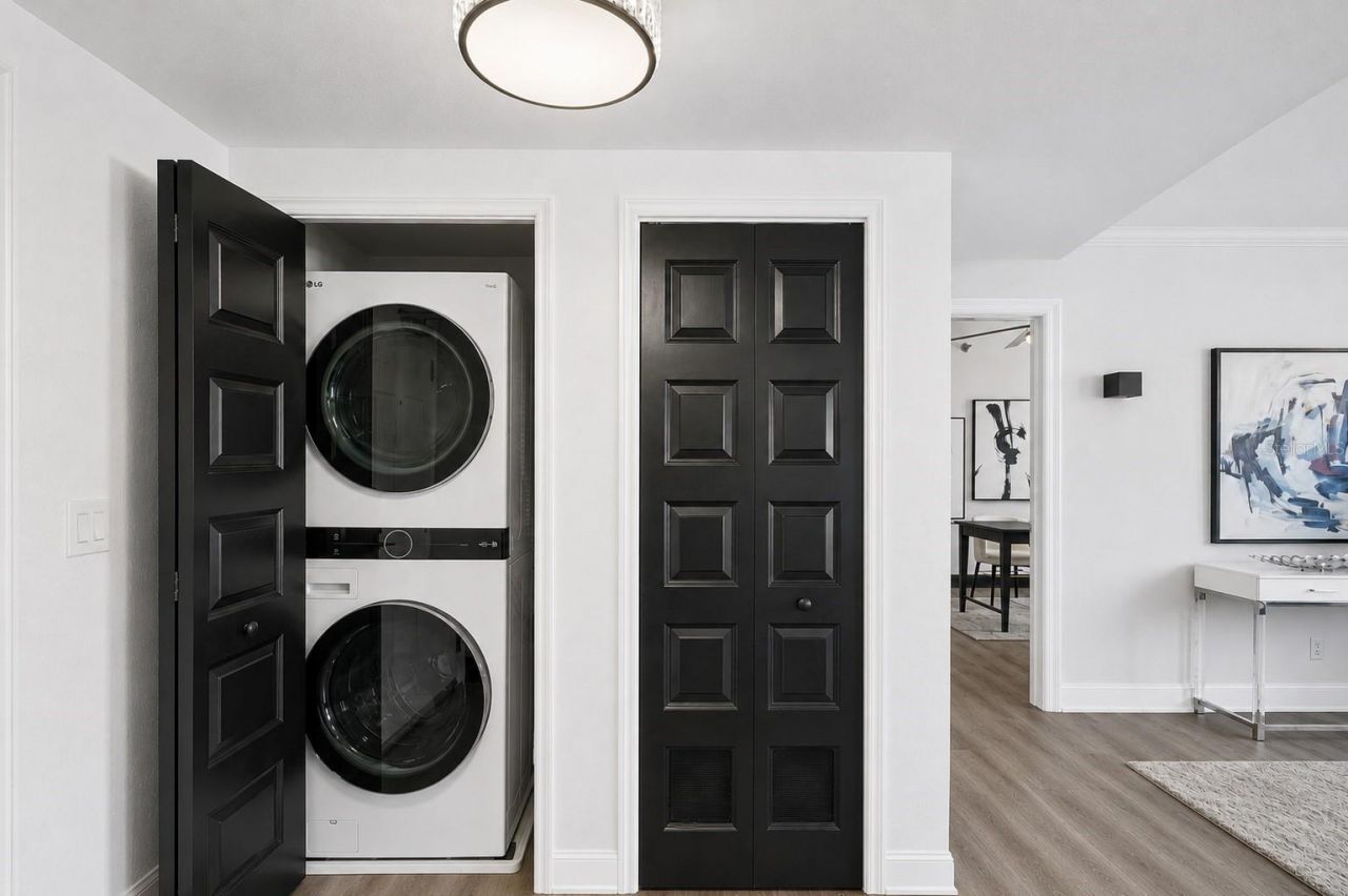 219 4th Avenue N, Unit 201, Saint Petersburg, FL 33701 Photo
