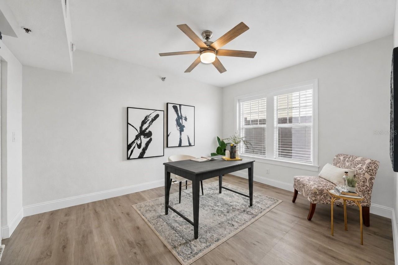219 4th Avenue N, Unit 201, Saint Petersburg, FL 33701 Photo