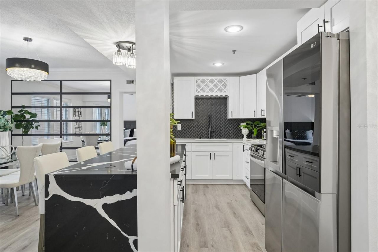 219 4th Avenue N, Unit 201, Saint Petersburg, FL 33701 Photo