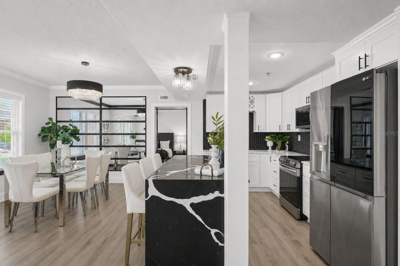 219 4th Avenue N, Unit 201, Saint Petersburg, FL 33701 Photo