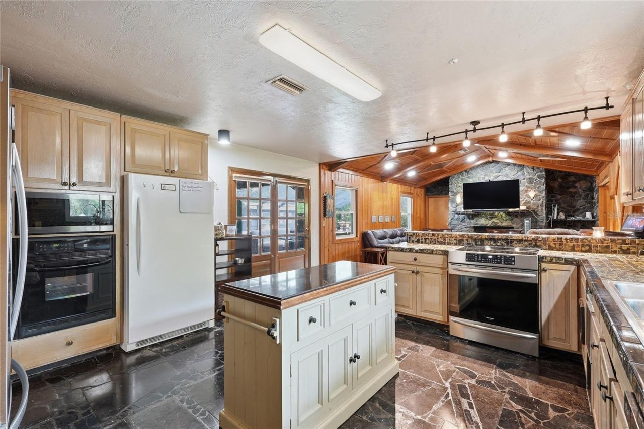 7851 SW County Road 796 , Lake Butler, FL 32054 Photo