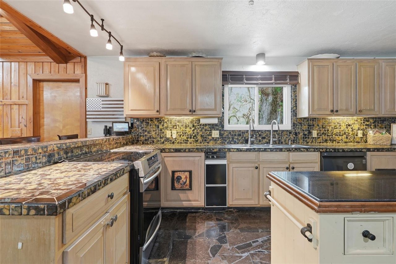 7851 SW County Road 796 , Lake Butler, FL 32054 Photo