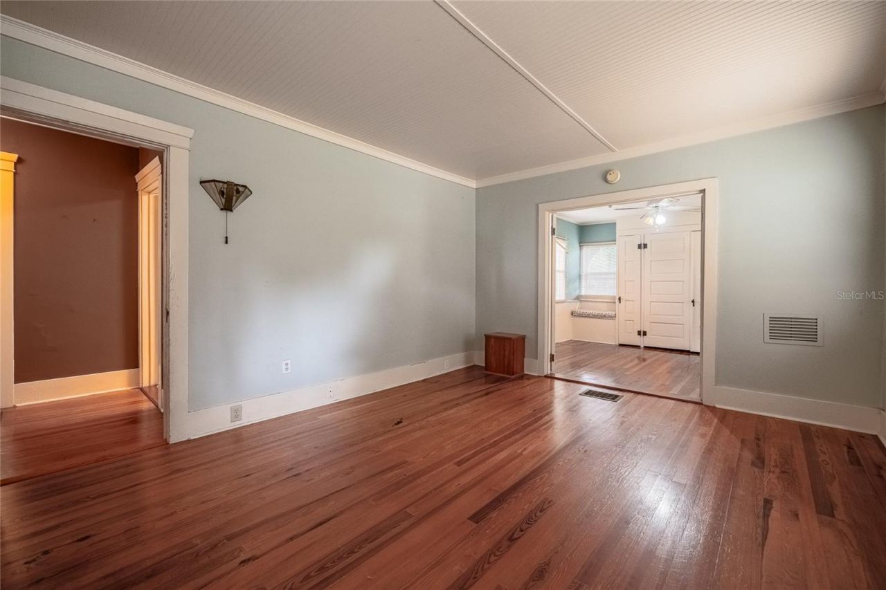 116 S Lakeshore Boulevard, Lake Wales, FL 33853 Photo
