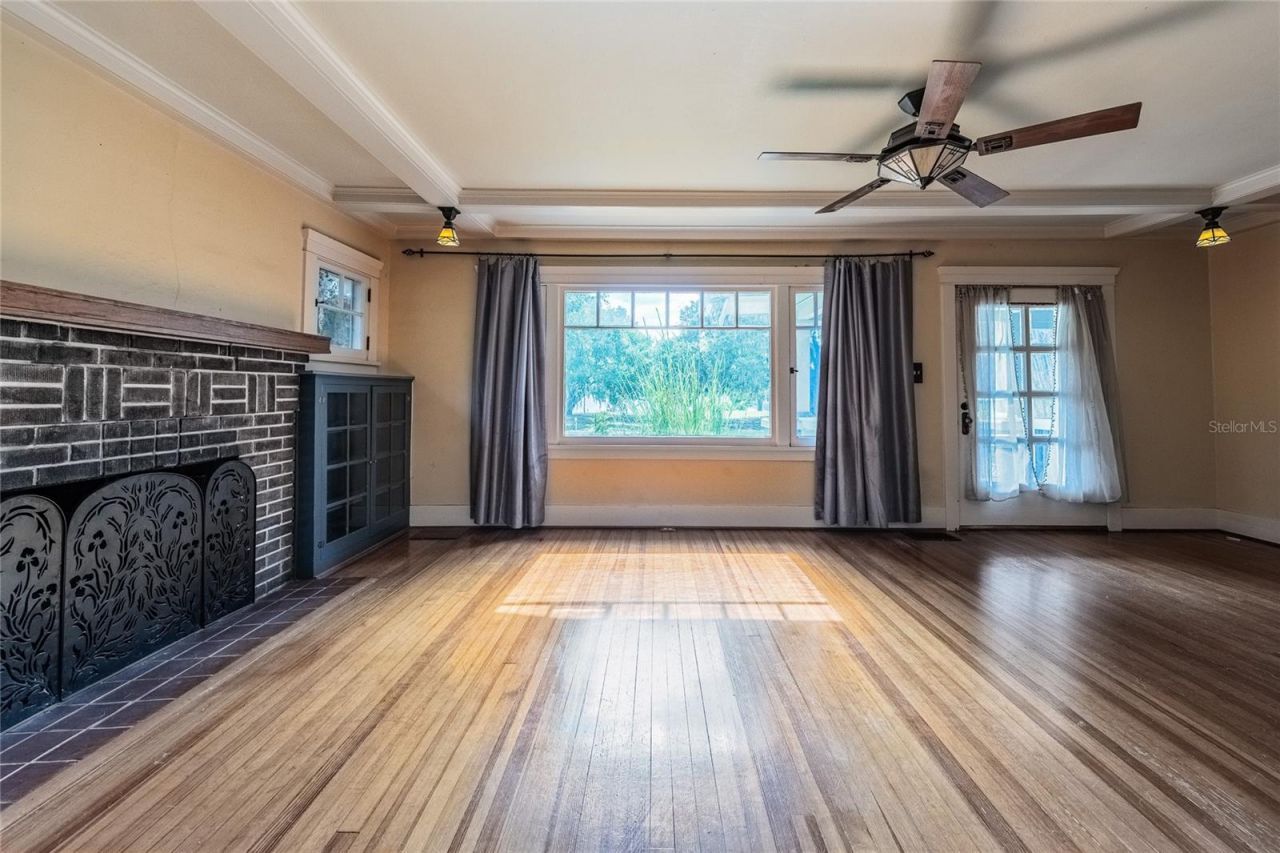 116 S Lakeshore Boulevard, Lake Wales, FL 33853 Photo