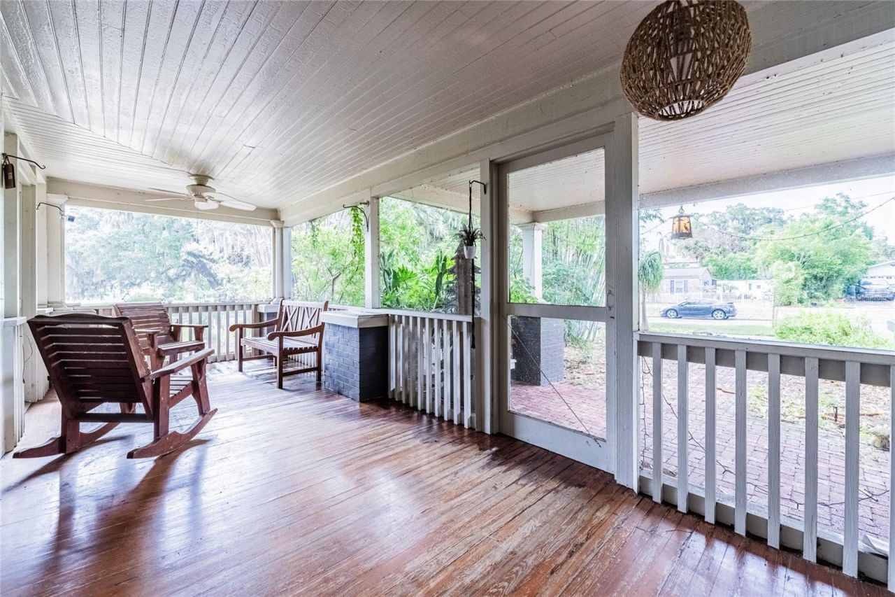 116 S Lakeshore Boulevard, Lake Wales, FL 33853 Photo