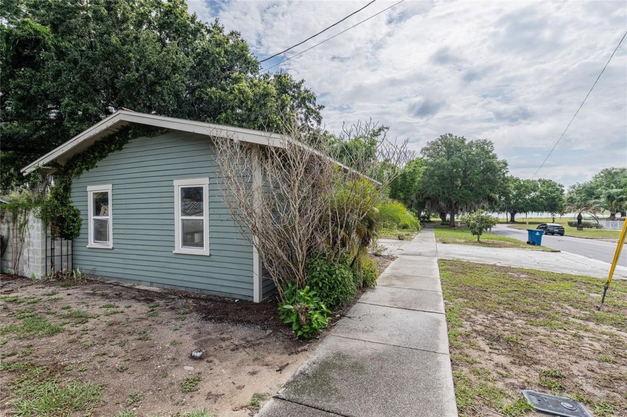 116 S Lakeshore Boulevard, Lake Wales, FL 33853 Photo
