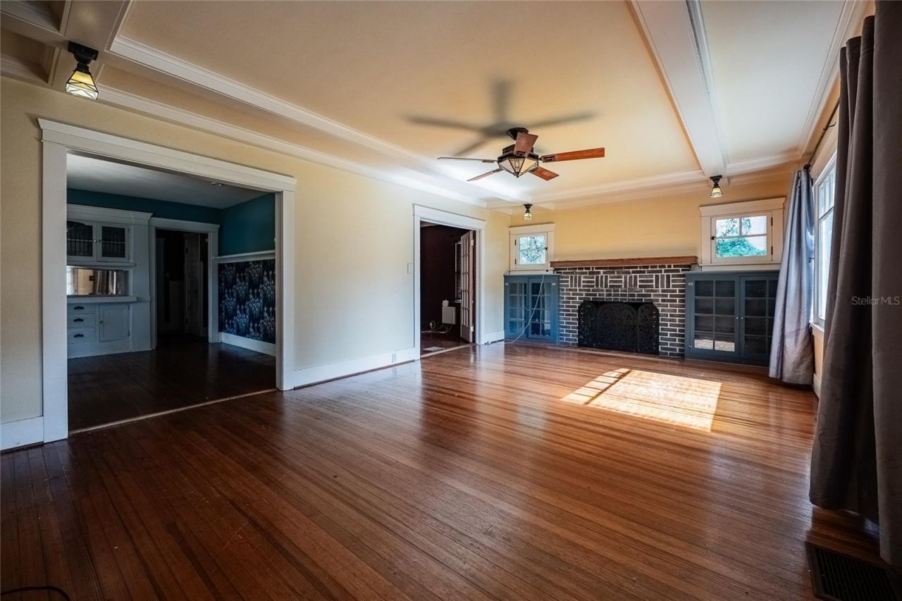 116 S Lakeshore Boulevard, Lake Wales, FL 33853 Photo