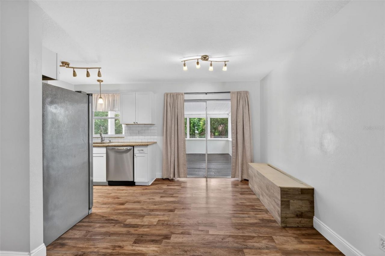 36 Bay Ridge Loop , Mascotte, FL 34753 Photo
