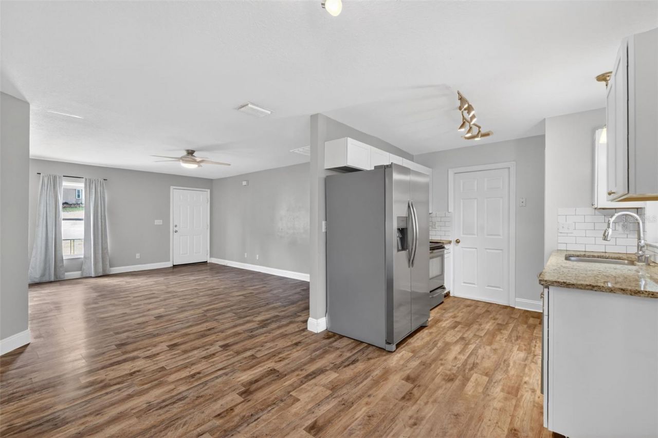 36 Bay Ridge Loop , Mascotte, FL 34753 Photo