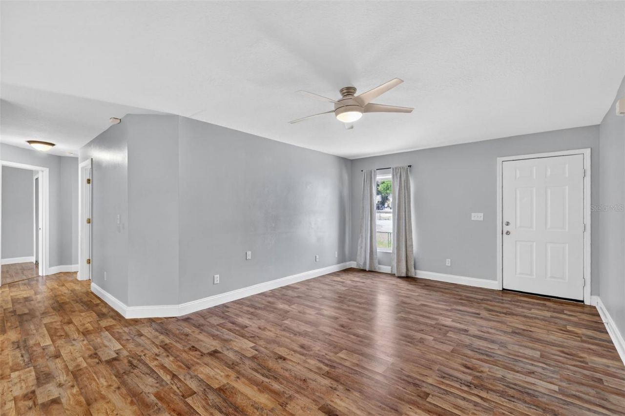 36 Bay Ridge Loop , Mascotte, FL 34753 Photo