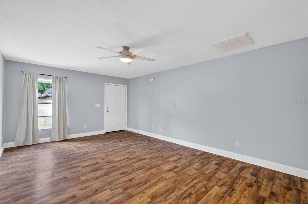 36 Bay Ridge Loop , Mascotte, FL 34753 Photo
